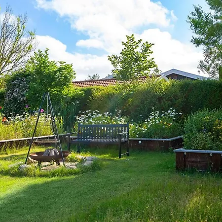 Holiday home Pet Friendly In With Kitchen